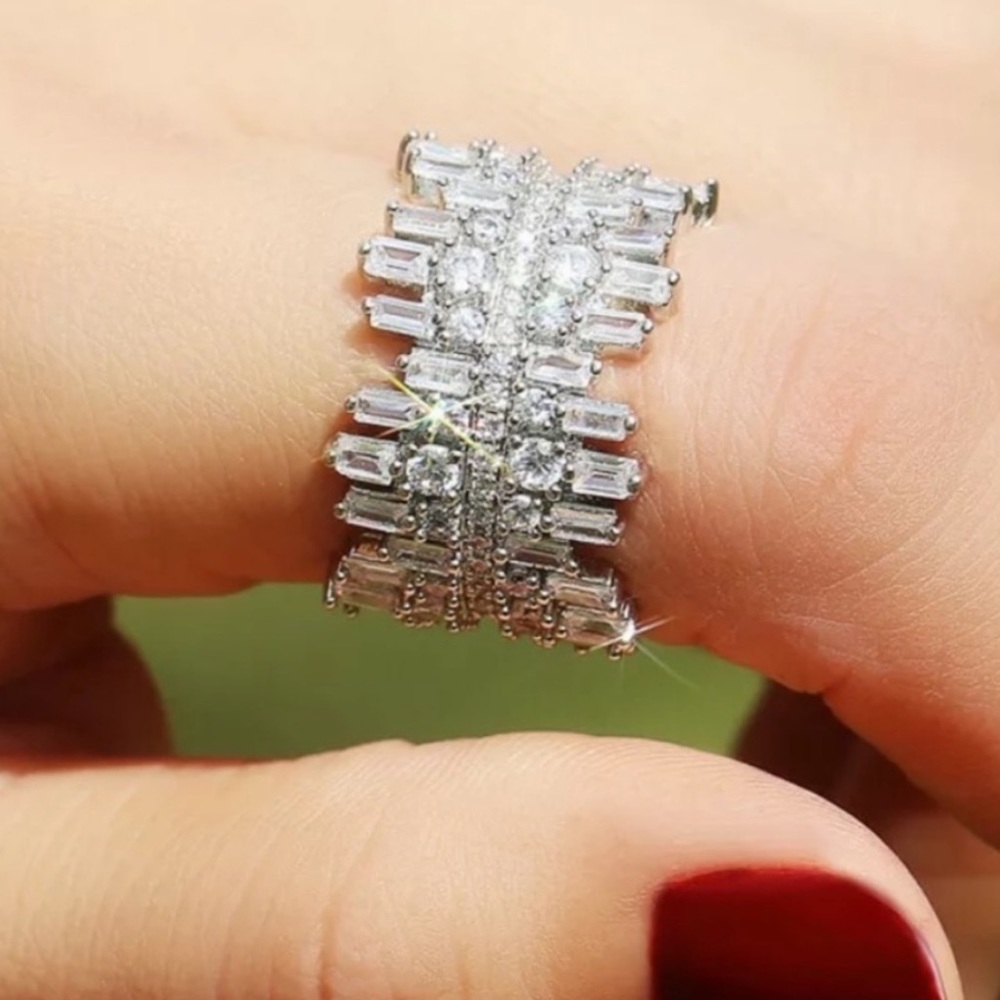 NEW💍925 STERLING SILVER DIAMOND ROUND SQUARE RING, CUTE RING, SHINY RING. - Picture 2 of 6